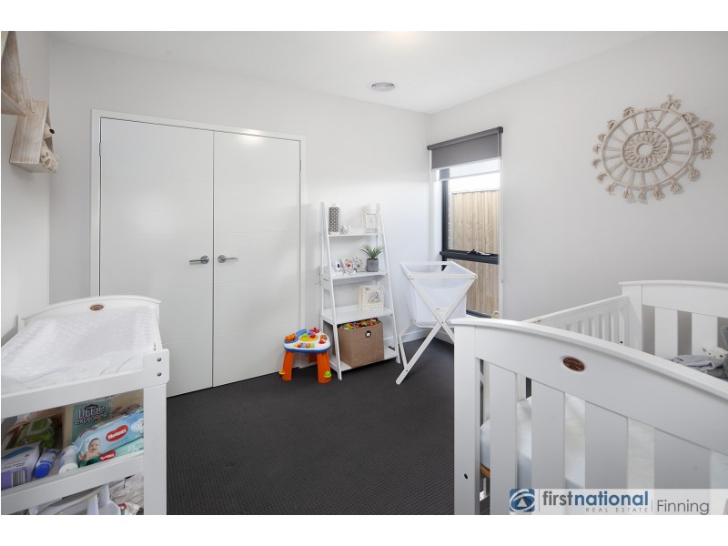 10 Castra Avenue, Clyde VIC 3978