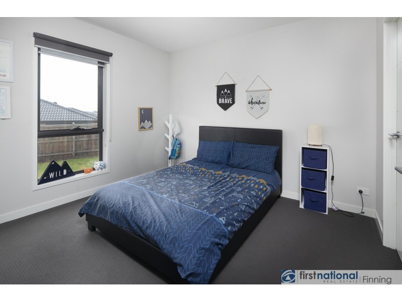 10 Castra Avenue, Clyde VIC 3978