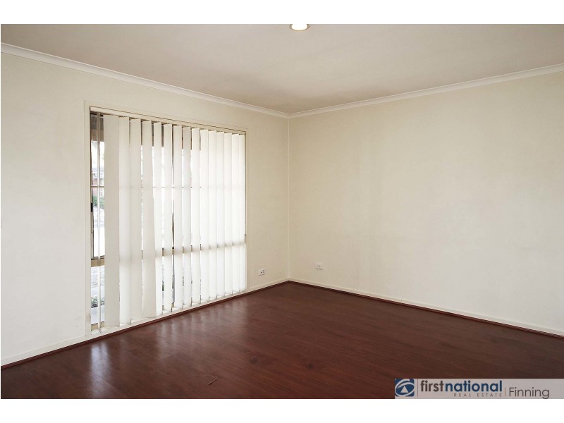 16 Masterton Place, Cranbourne East VIC 3977