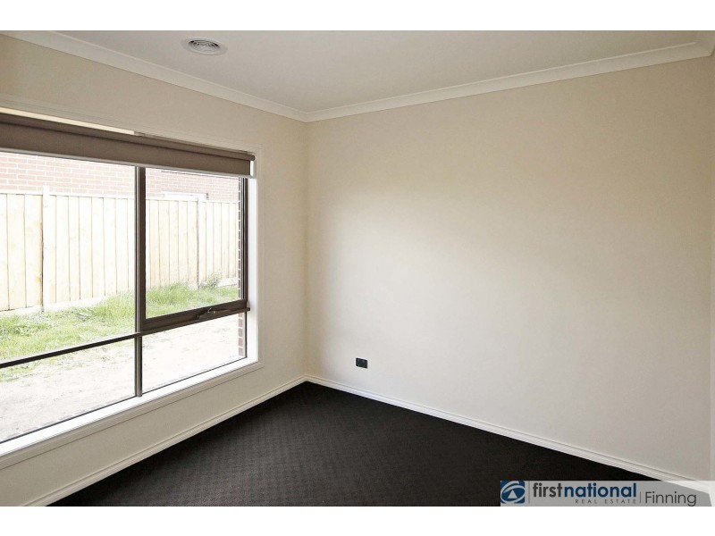 23 Gemma Street, Cranbourne East VIC 3977