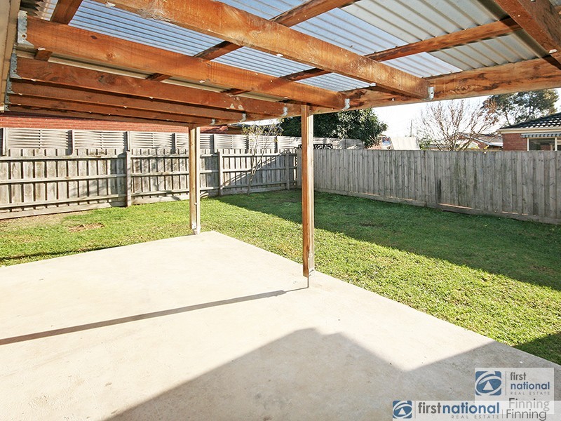 2 Talma Place, Cranbourne VIC 3977