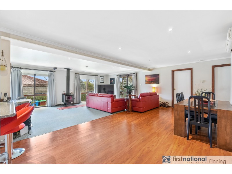 18 Rimfire Crescent, Cranbourne VIC 3977