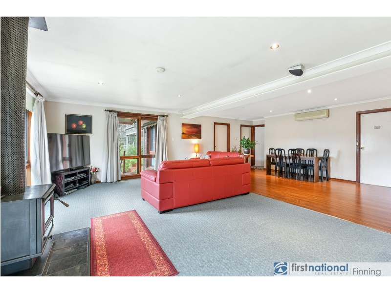 18 Rimfire Crescent, Cranbourne VIC 3977