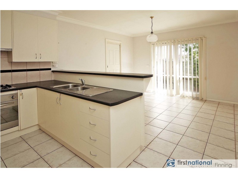 1A Carol Avenue, Cranbourne VIC 3977