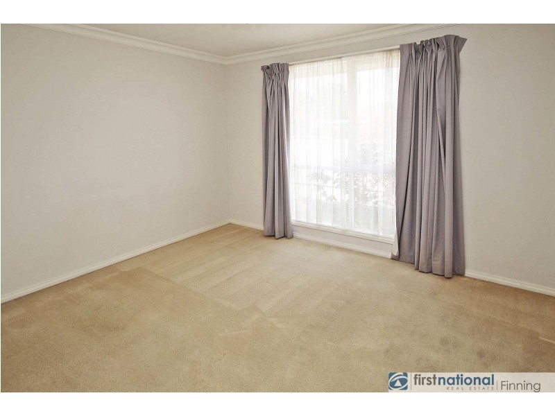 1A Carol Avenue, Cranbourne VIC 3977