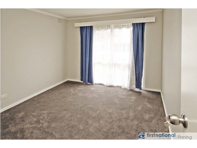 24 Fairbairn Road, Cranbourne VIC 3977