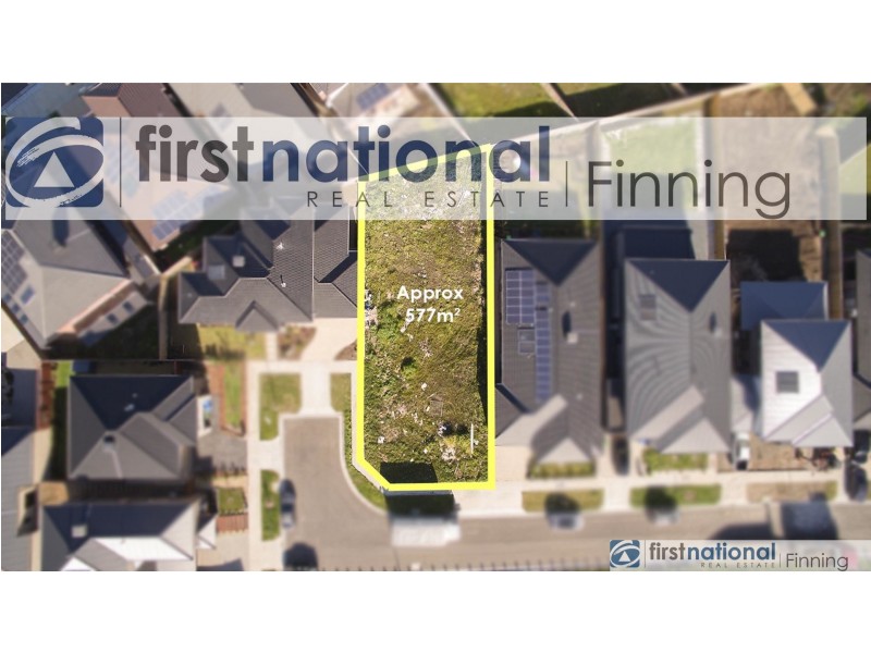 16 Yamba Close, Cranbourne North VIC 3977