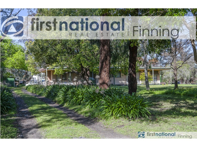 107 Tyabb-Tooradin Road, Somerville VIC 3912