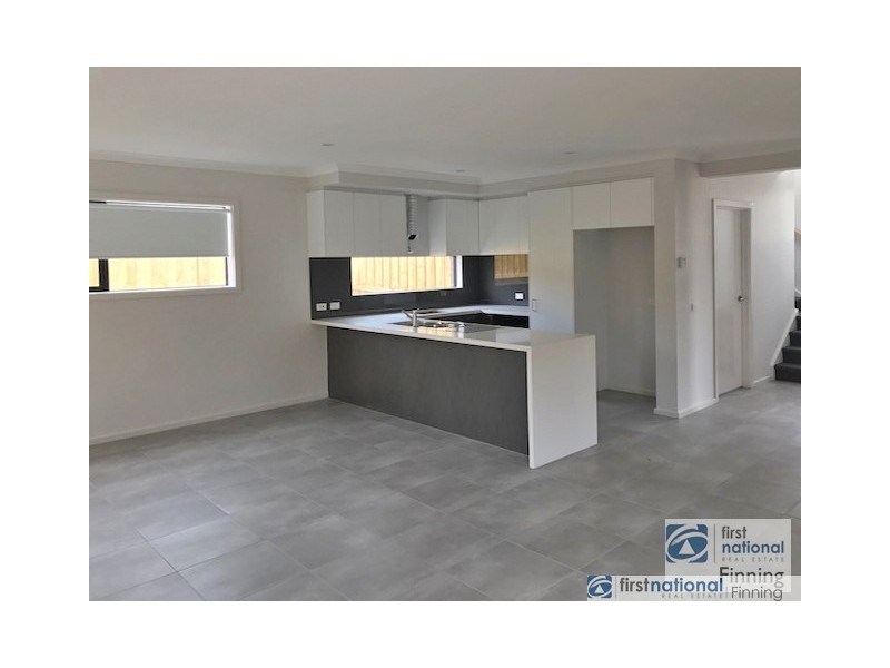 37 Clydevale Avenue, Clyde VIC 3978