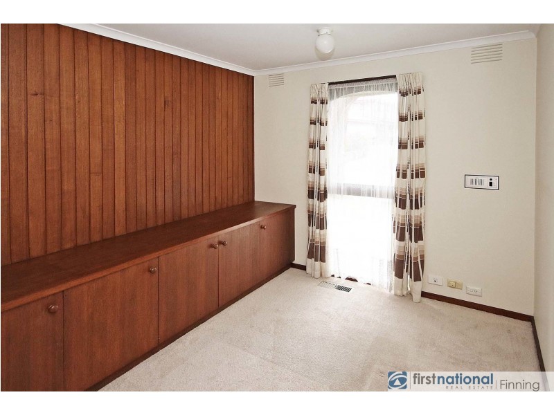 25 Baystone Drive, Cranbourne VIC 3977