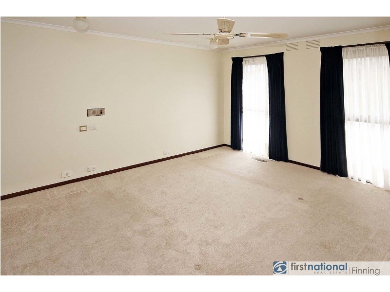 25 Baystone Drive, Cranbourne VIC 3977