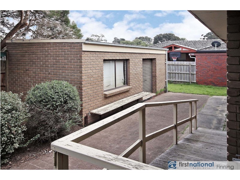 25 Baystone Drive, Cranbourne VIC 3977