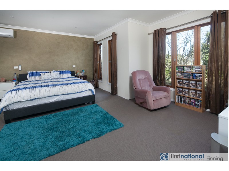 8 Inga Court, Berwick VIC 3806
