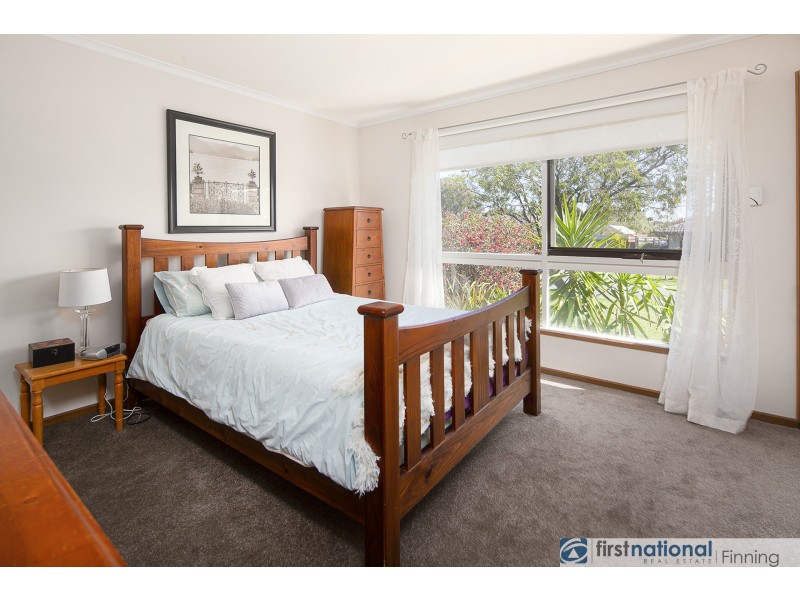 4 Kalyptos Walk, Cranbourne VIC 3977