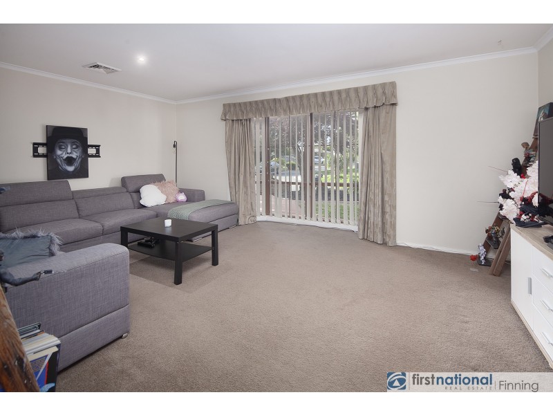 5 Bamboo Court, Cranbourne North VIC 3977