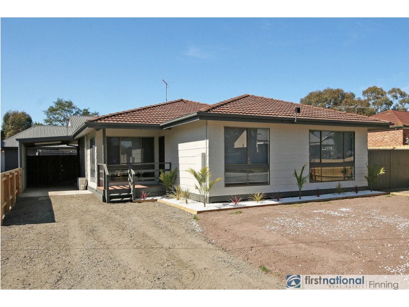16 Bakewell Street, Tooradin VIC 3980