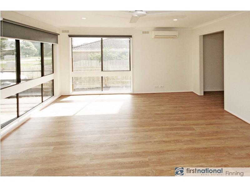 16 Bakewell Street, Tooradin VIC 3980