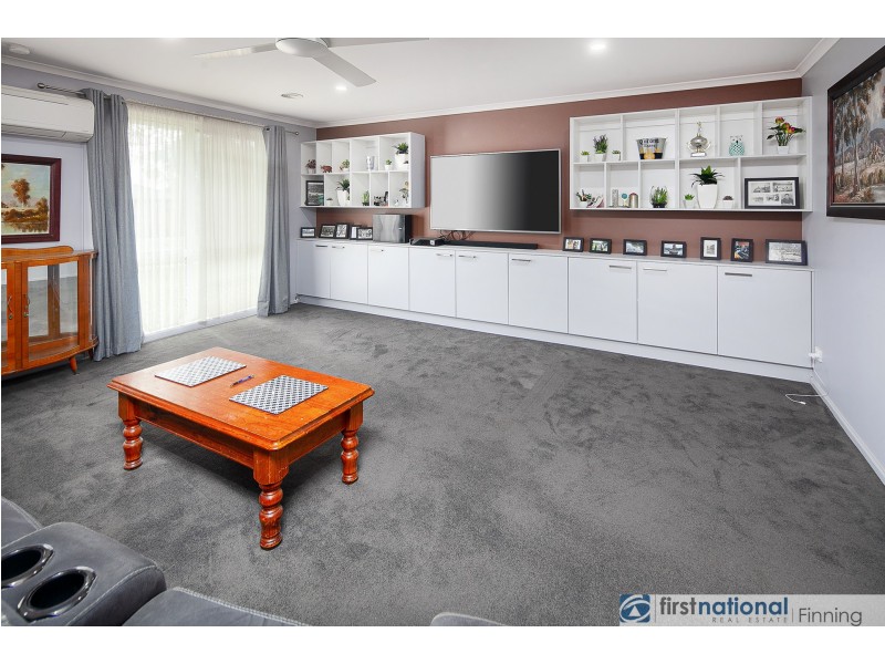 22 Jillian Street, Cranbourne VIC 3977
