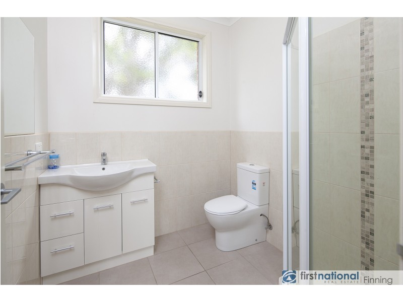 8A Carol Avenue, Cranbourne VIC 3977