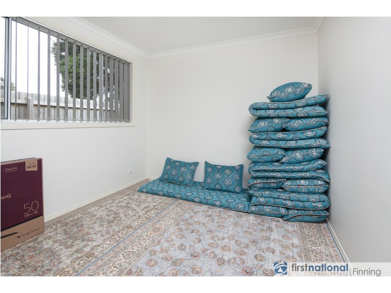 8A Carol Avenue, Cranbourne VIC 3977