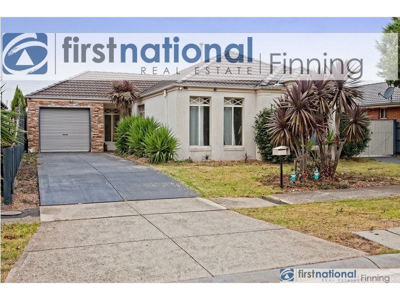 8 Middleham Close, Cranbourne West VIC 3977