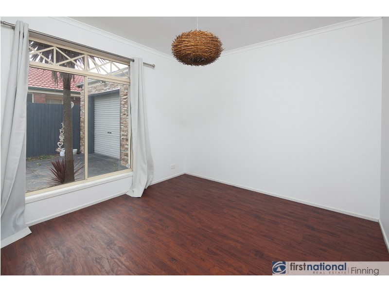 8 Middleham Close, Cranbourne West VIC 3977