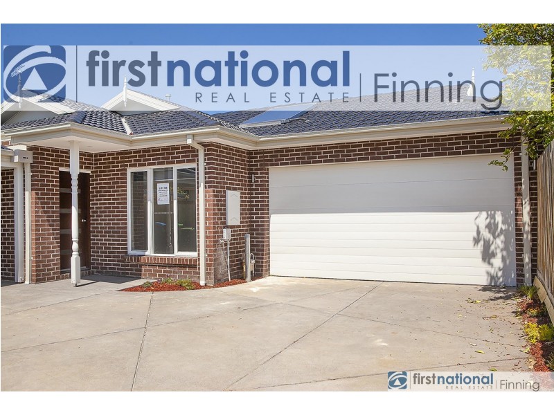 2/126 Circle Drive, Cranbourne VIC 3977