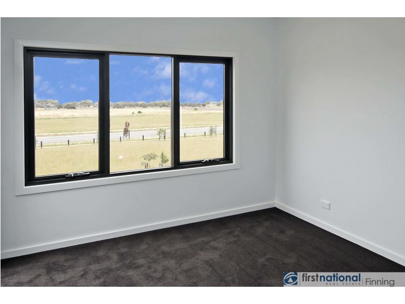 7 Push Pea Way, Cranbourne West VIC 3977