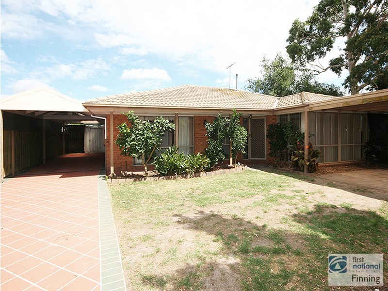 2/54 Cranbourne Drive, Cranbourne VIC 3977