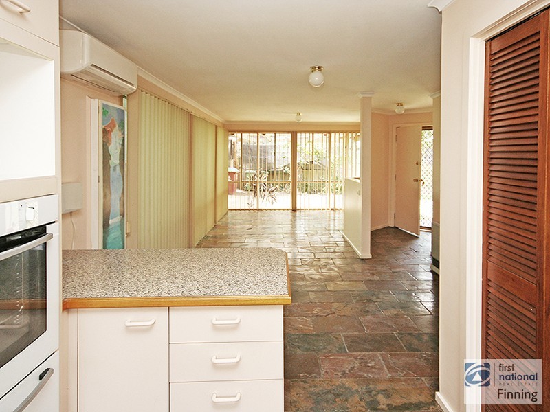 2/54 Cranbourne Drive, Cranbourne VIC 3977