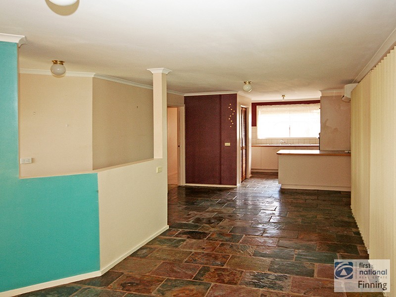 2/54 Cranbourne Drive, Cranbourne VIC 3977