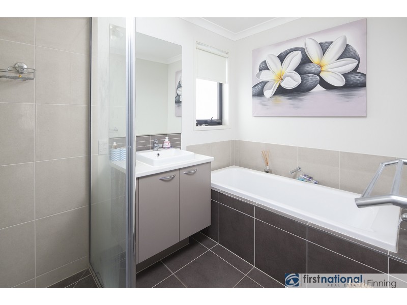 21 Cavendish Avenue, Clyde VIC 3978