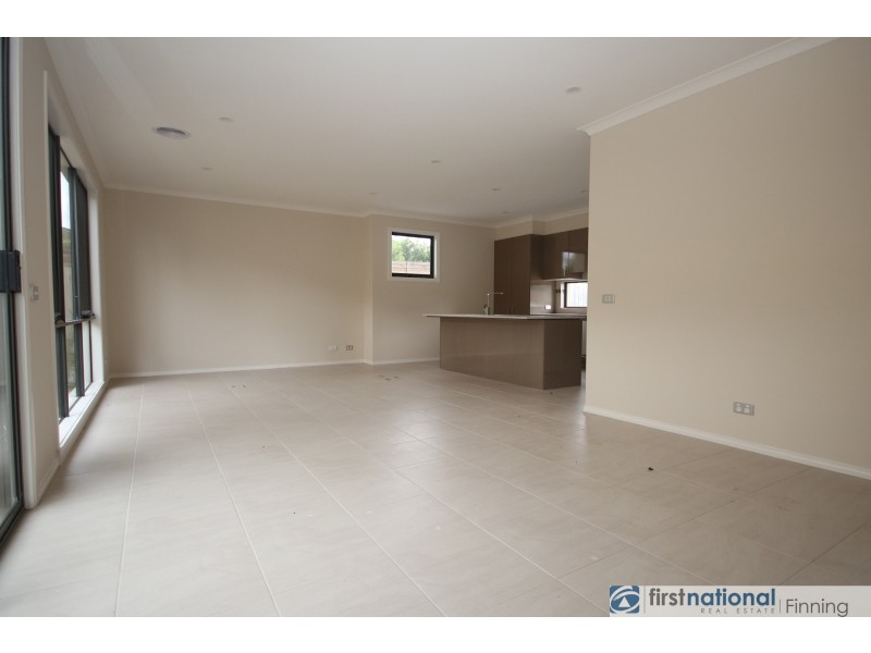 1/63 Circle Drive, Cranbourne VIC 3977