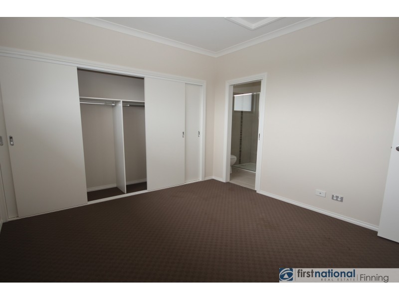 1/63 Circle Drive, Cranbourne VIC 3977