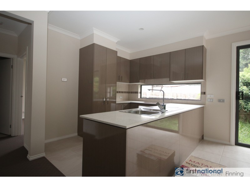 2/63 Circle Drive, Cranbourne VIC 3977