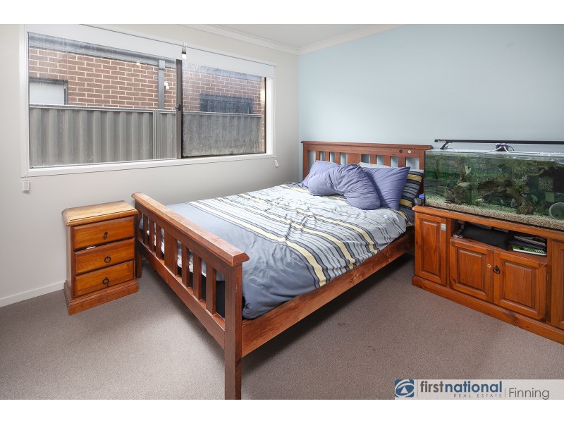 7 Stark Circuit, Cranbourne East VIC 3977