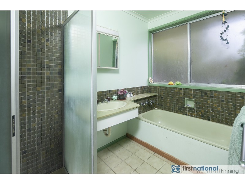 10 Hawdon Drive, Cranbourne VIC 3977