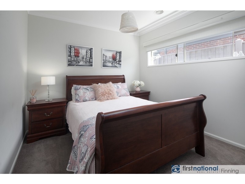 5 Native Retreat, Cranbourne East VIC 3977