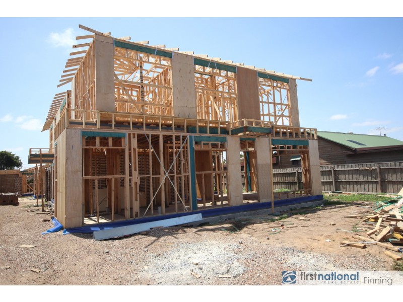 1/73 Clarendon Street, Cranbourne VIC 3977