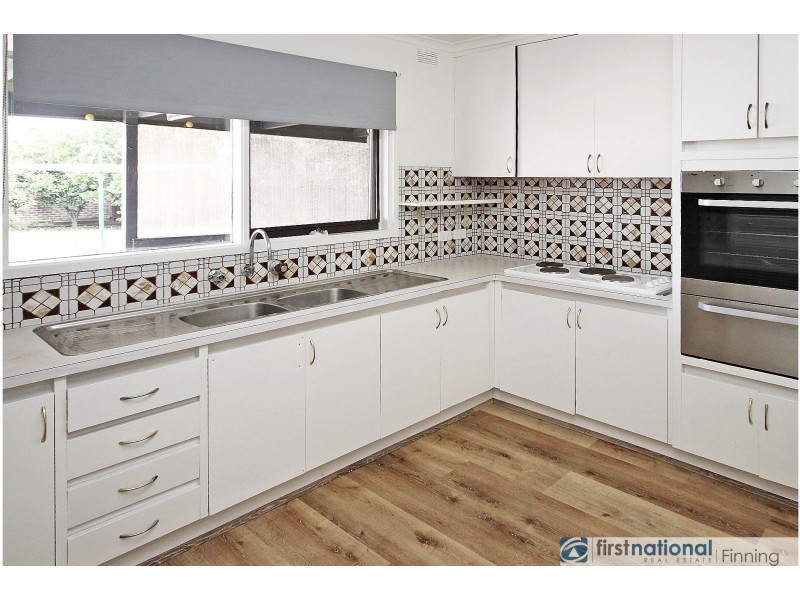 24 Clarendon Street, Cranbourne VIC 3977