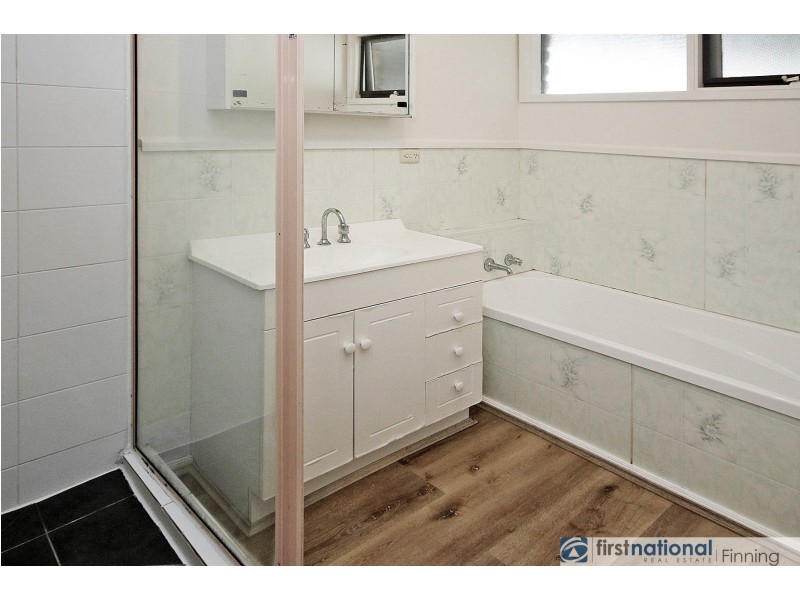 24 Clarendon Street, Cranbourne VIC 3977