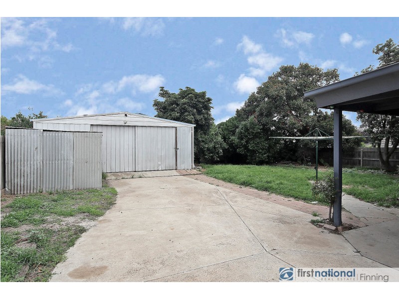 24 Clarendon Street, Cranbourne VIC 3977