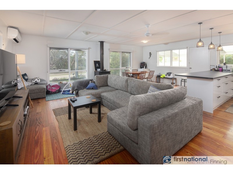 2 Edgewater Terrace, Warneet VIC 3980