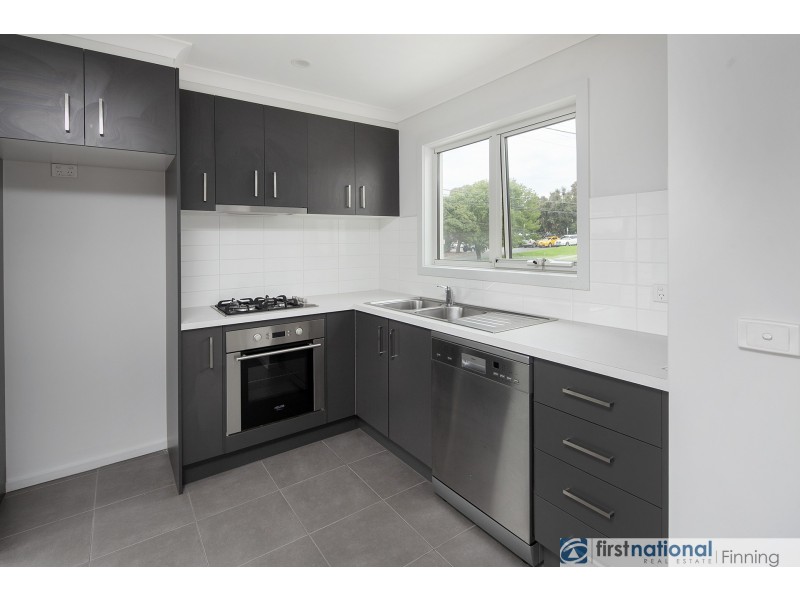 1/15 Lamb Street, Cranbourne VIC 3977