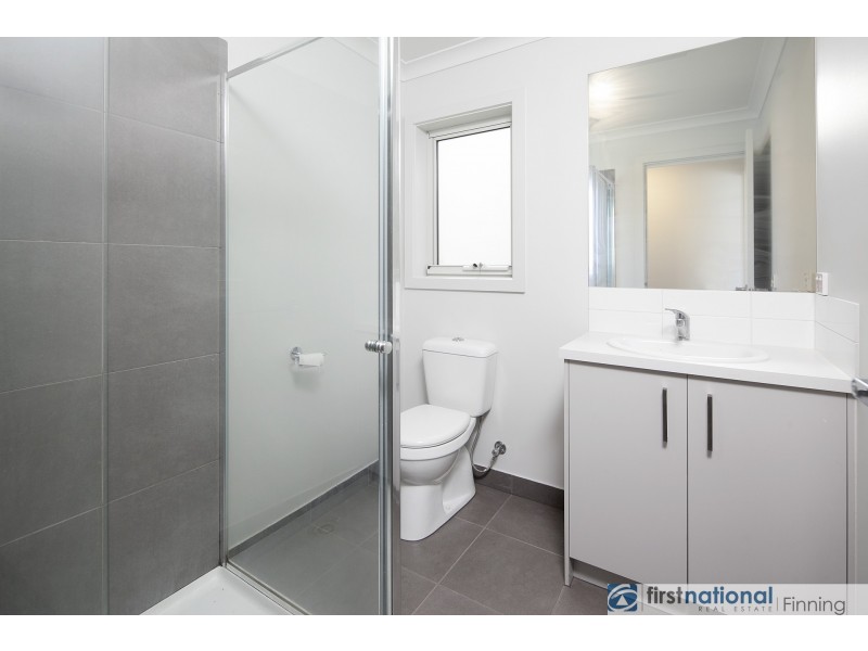 1/15 Lamb Street, Cranbourne VIC 3977