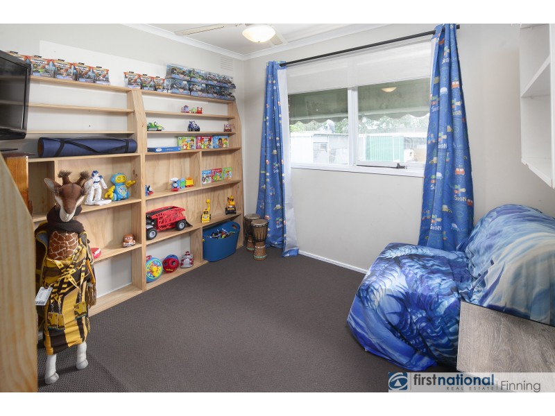 11 Farrer Close, Cranbourne VIC 3977
