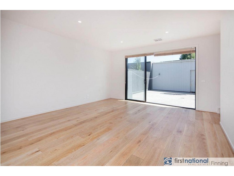 79 Hayton Park Boulevard, Cranbourne West VIC 3977