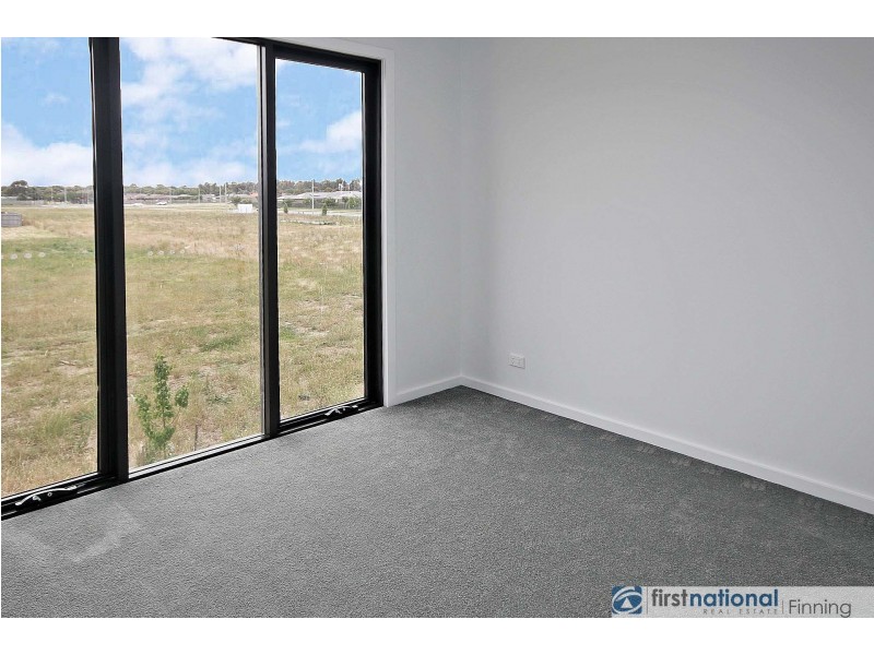 12 Push-Pea Way, Cranbourne West VIC 3977