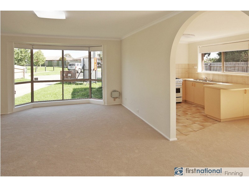 1/11 Hazlitt Court, Cranbourne VIC 3977