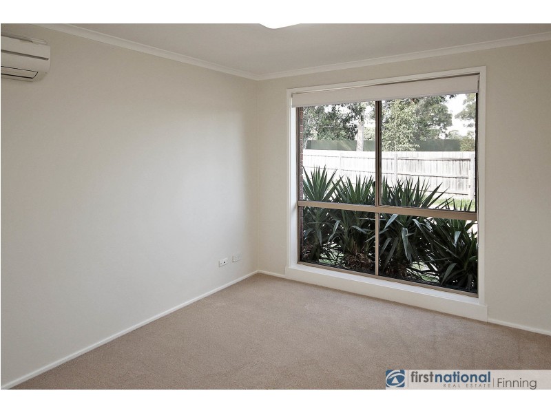 1/11 Hazlitt Court, Cranbourne VIC 3977